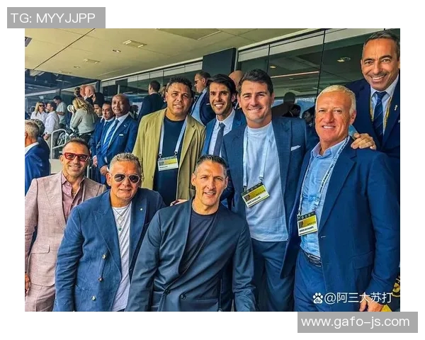 全球足球明星盘点他们在国际赛场上的辉煌成就与影响力 全球足球明星盘点他们在国际赛场上的辉煌成就与影响力