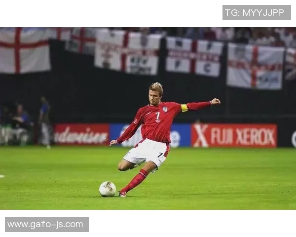 金鱼眼足球明星是谁揭秘他在赛场上的传奇表现与个人魅力